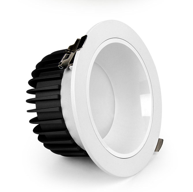 Anti glare LED downlight